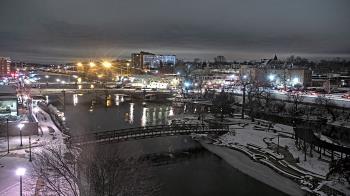 Weather camera view of City of Elgin.