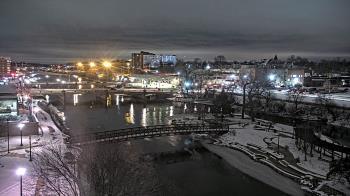 Weather camera view of City of Elgin.