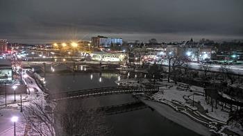 Weather camera view of City of Elgin.