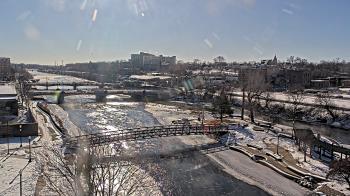 Weather camera view of City of Elgin.