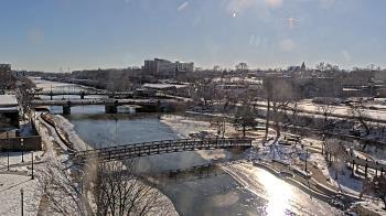 Weather camera view of City of Elgin.