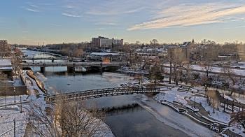 Weather camera view of City of Elgin.