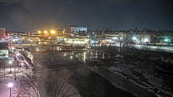 Weather camera view of City of Elgin.