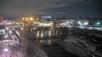 Weather camera view of City of Elgin.