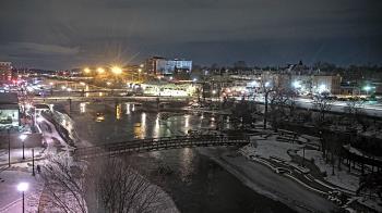 Weather camera view of City of Elgin.