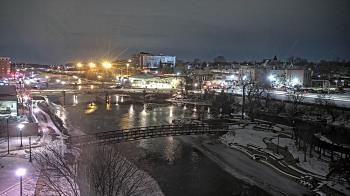 Weather camera view of City of Elgin.