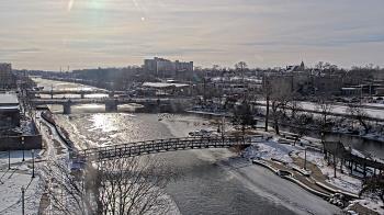 Weather camera view of City of Elgin.