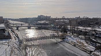 Weather camera view of City of Elgin.