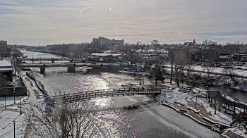 Weather camera view of City of Elgin.