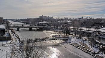 Weather camera view of City of Elgin.