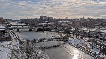 Weather camera view of City of Elgin.