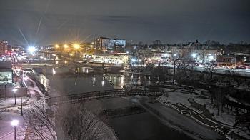 Weather camera view of City of Elgin.