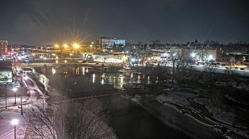 Weather camera view of City of Elgin.