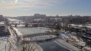 Weather camera view of City of Elgin.