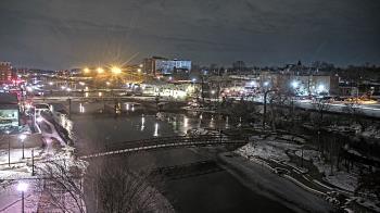 Weather camera view of City of Elgin.