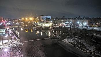 Weather camera view of City of Elgin.