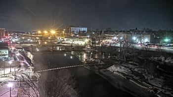 Weather camera view of City of Elgin.