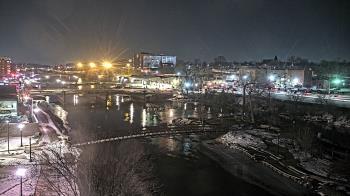 Weather camera view of City of Elgin.