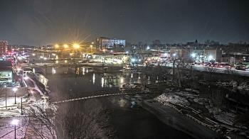 Weather camera view of City of Elgin.