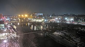 Weather camera view of City of Elgin.