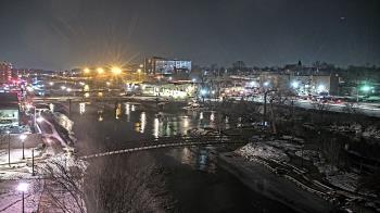 Weather camera view of City of Elgin.