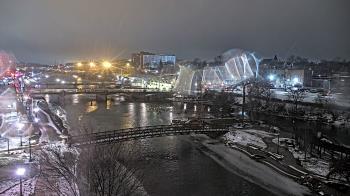 Weather camera view of City of Elgin.