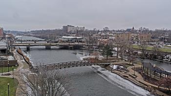 Weather camera view of City of Elgin.