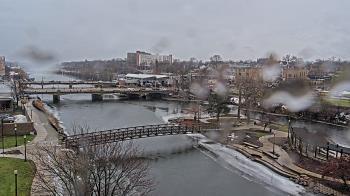 Weather camera view of City of Elgin.