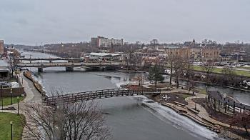 Weather camera view of City of Elgin.