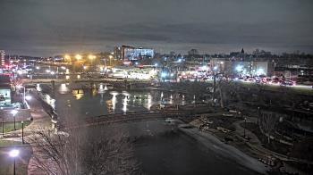 Weather camera view of City of Elgin.