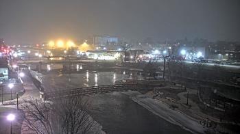 Weather camera view of City of Elgin.