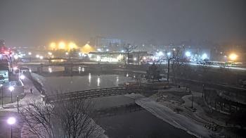 Weather camera view of City of Elgin.