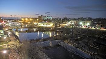 Weather camera view of City of Elgin.