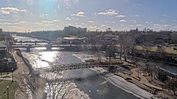 Weather camera view of City of Elgin.