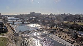 Weather camera view of City of Elgin.