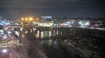 Weather camera view of City of Elgin.