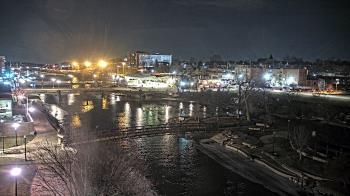 Weather camera view of City of Elgin.