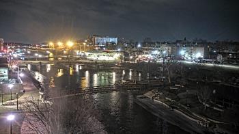 Weather camera view of City of Elgin.