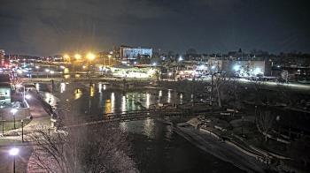 Weather camera view of City of Elgin.