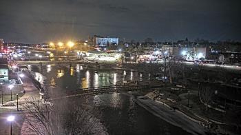 Weather camera view of City of Elgin.