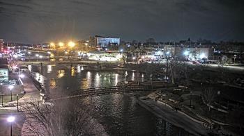 Weather camera view of City of Elgin.