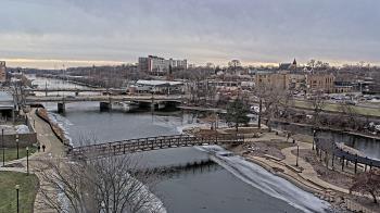 Weather camera view of City of Elgin.