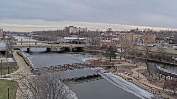 Weather camera view of City of Elgin.