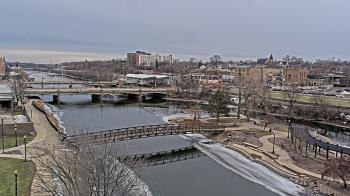 Weather camera view of City of Elgin.