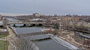 Weather camera view of City of Elgin.
