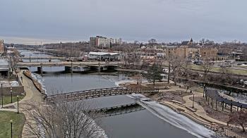 Weather camera view of City of Elgin.