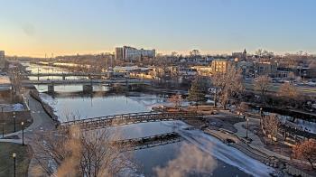Weather camera view of City of Elgin.