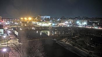 Weather camera view of City of Elgin.