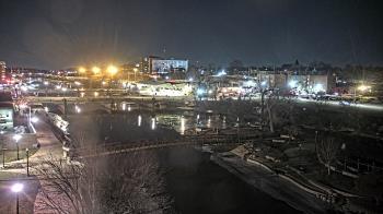 Weather camera view of City of Elgin.