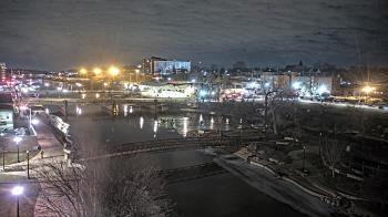 Weather camera view of City of Elgin.